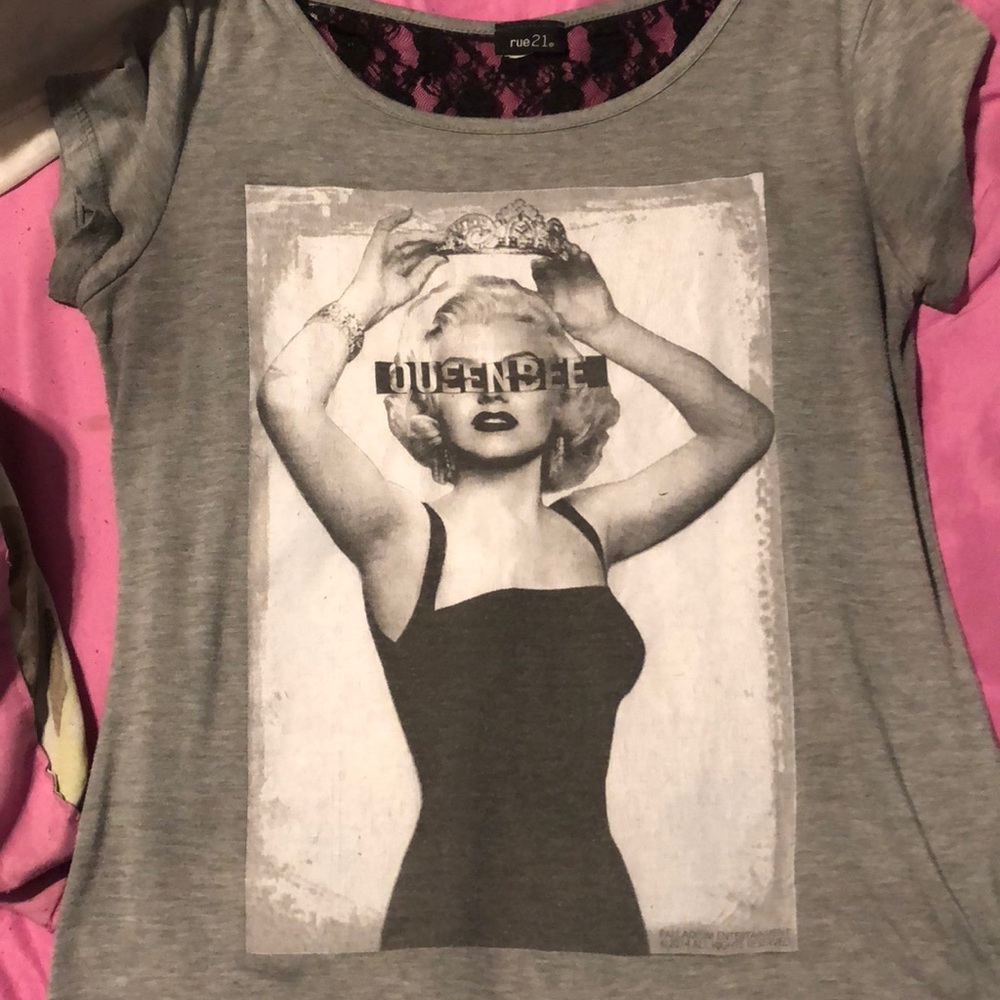 Marylin Monroe Rue 21 shirt